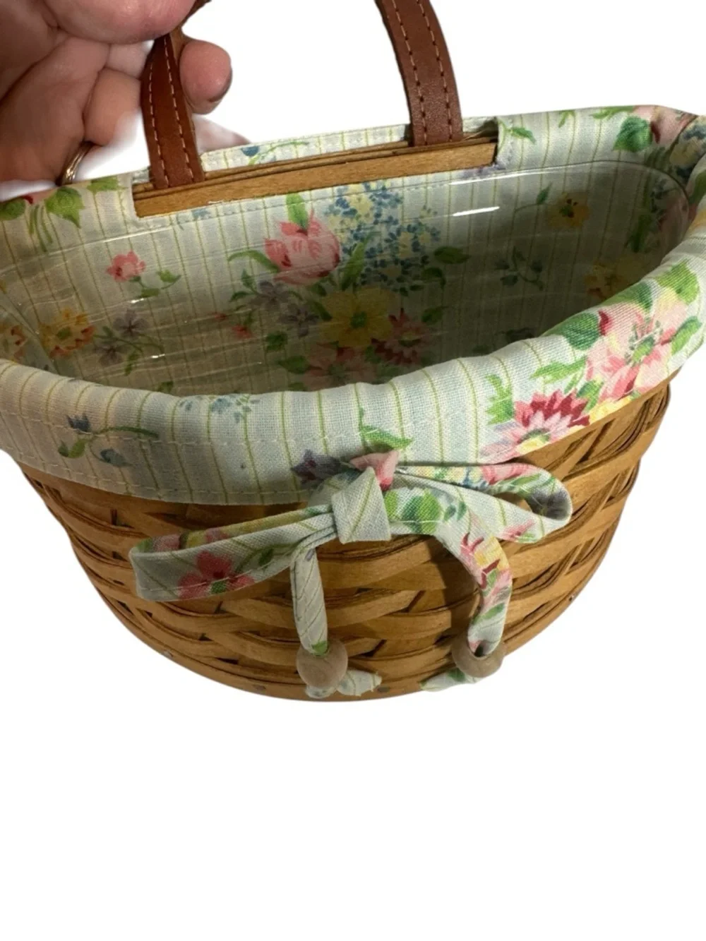 LONGABERGER 2006 Small Scalloped Pocket Hanging Basket Floral & Plastic Liner